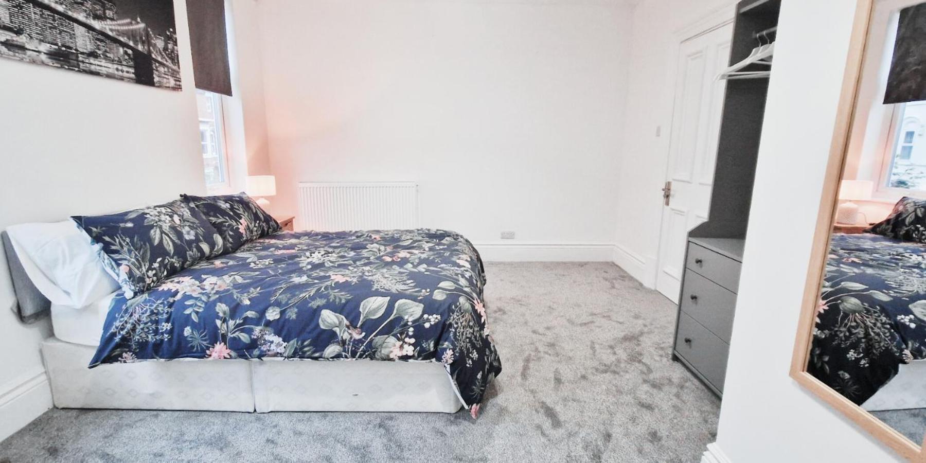 Spacious Room In Modern House Near Νότιγχαμ Εξωτερικό φωτογραφία
