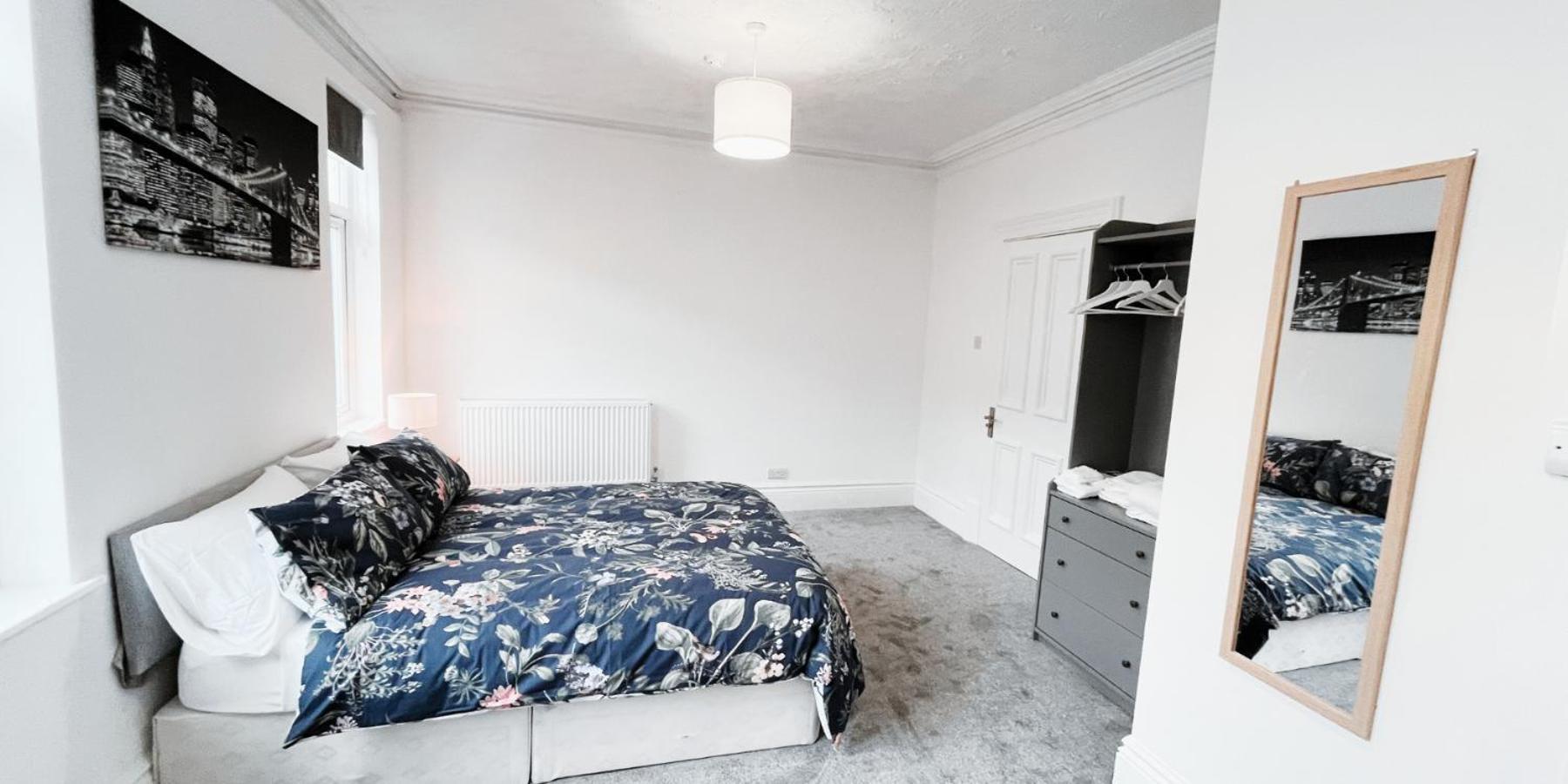 Spacious Room In Modern House Near Νότιγχαμ Εξωτερικό φωτογραφία