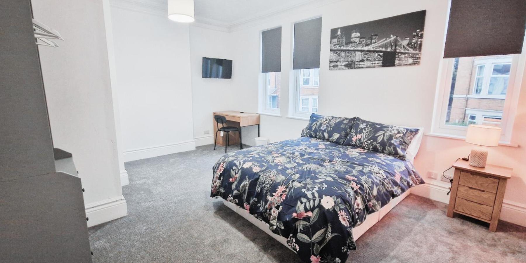 Spacious Room In Modern House Near Νότιγχαμ Εξωτερικό φωτογραφία