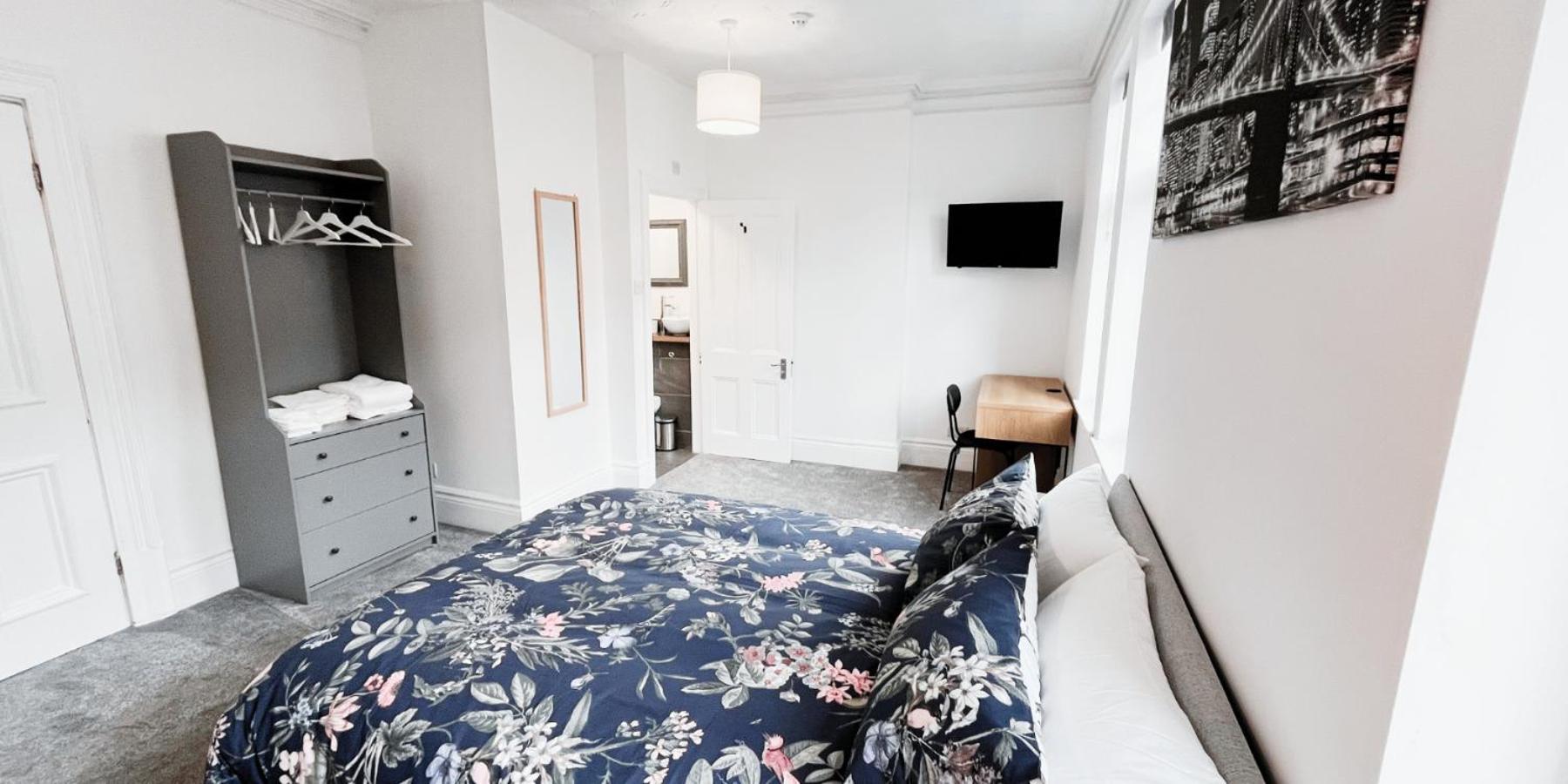 Spacious Room In Modern House Near Νότιγχαμ Εξωτερικό φωτογραφία